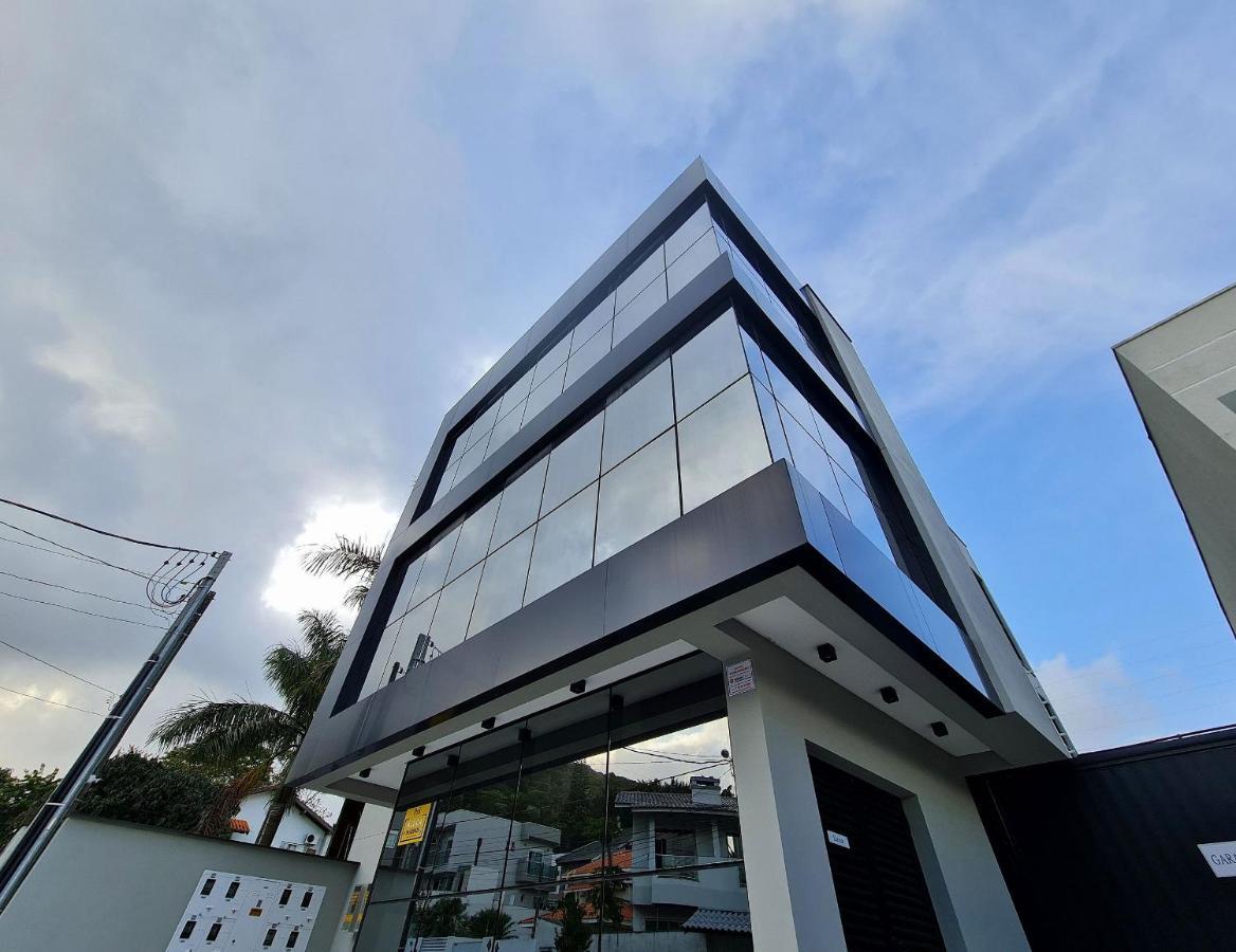 Apartment Seasons Bc Balneario Camboriu