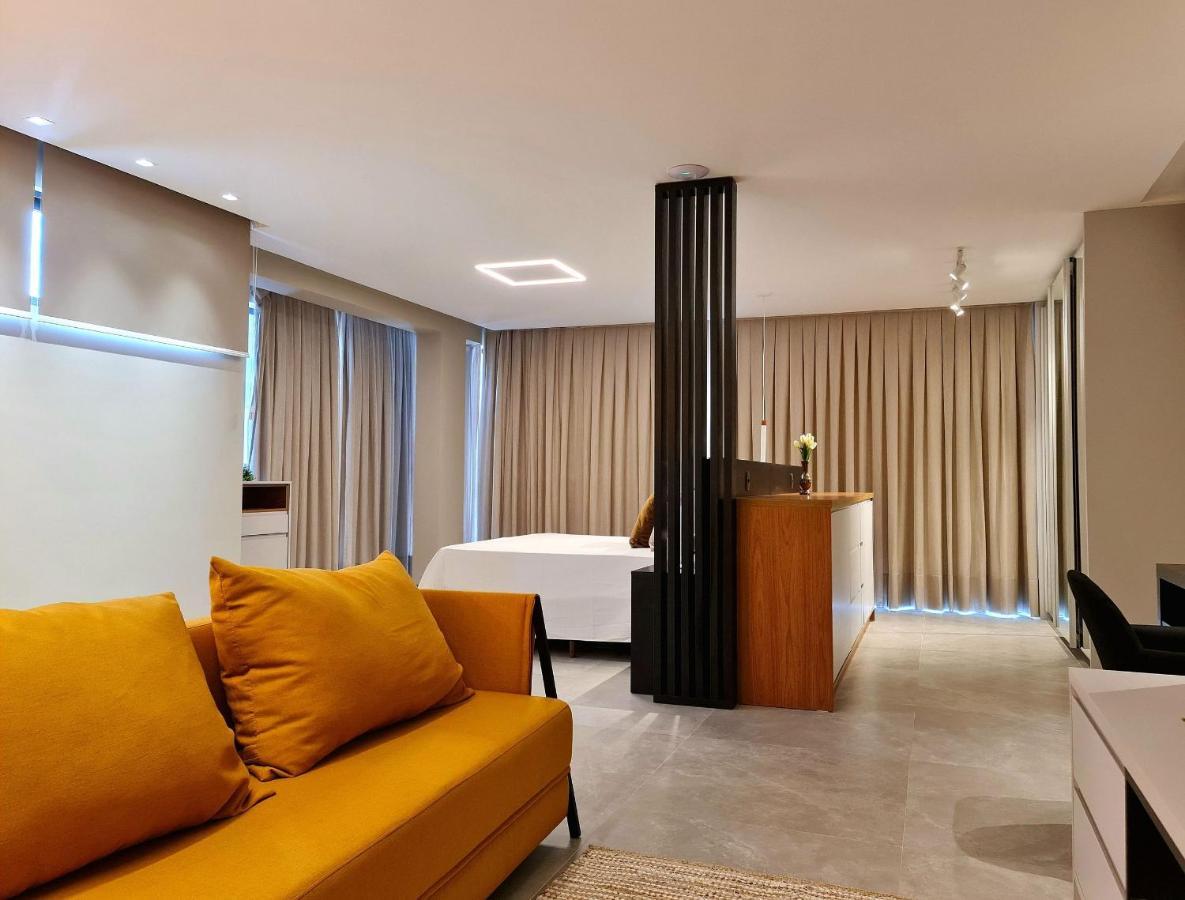 Seasons Bc * Balneario Camboriu